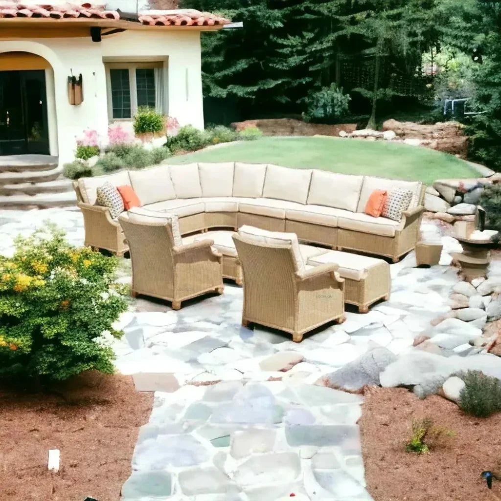 Hamptons Outdoor Wicker L-Shaped Sectional With Table
